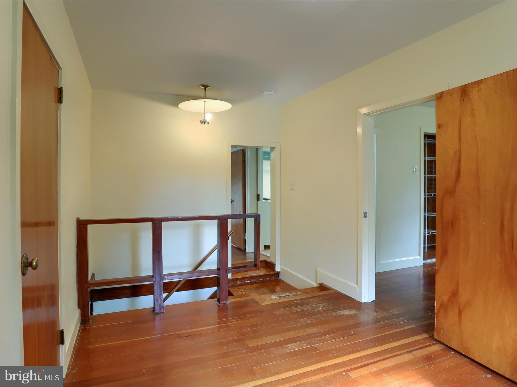 681 Keckler Road Harrisburg, PA 17111 - Photo 27 of 53 Loft area