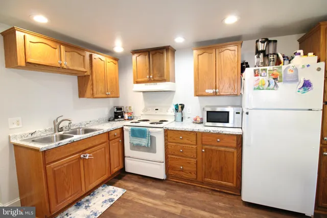 $159,900 | 459 High Street, Lancaster, PA 17603