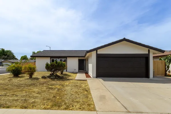 $384,900 | 3094 Timmy Avenue, Clovis, CA 93612