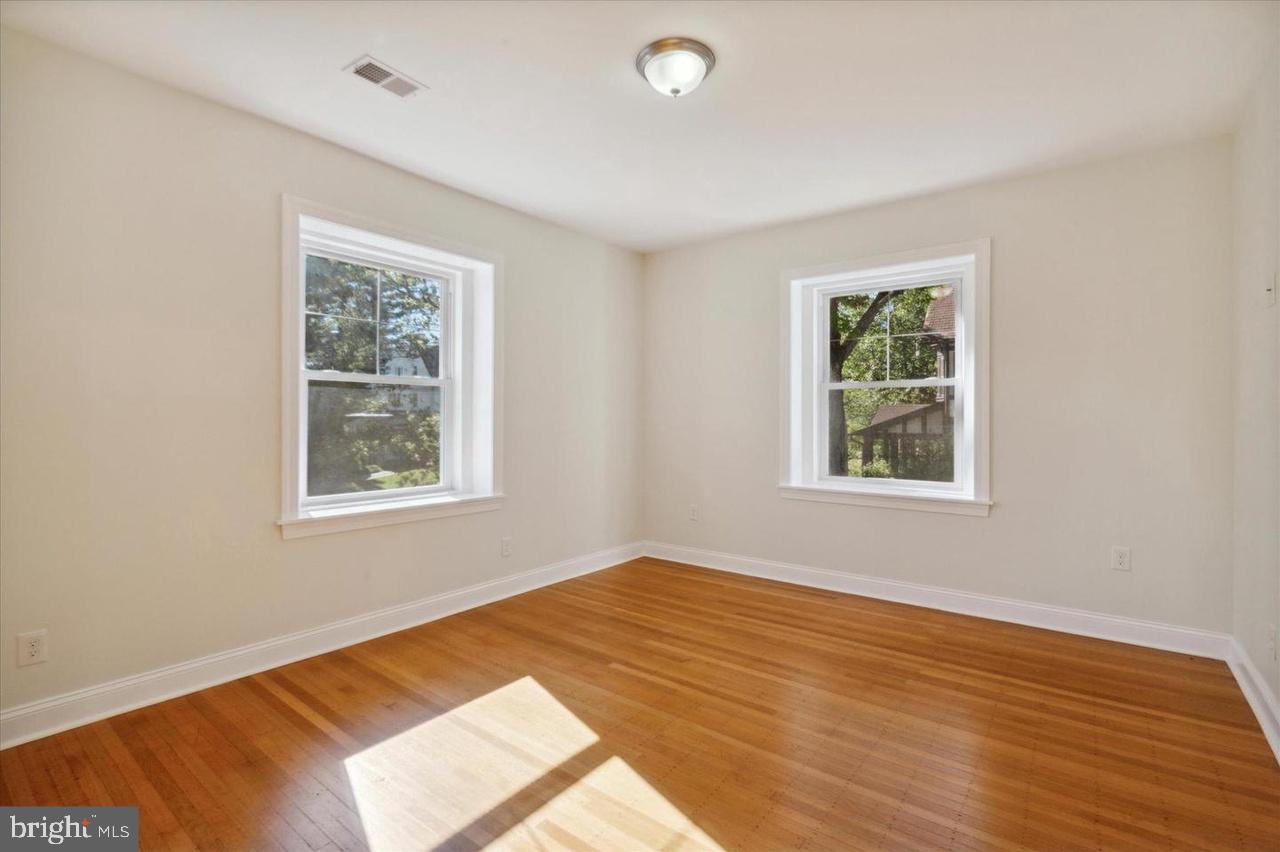 29 Pelham Road Philadelphia, PA 19119 - Photo 56 of 77
