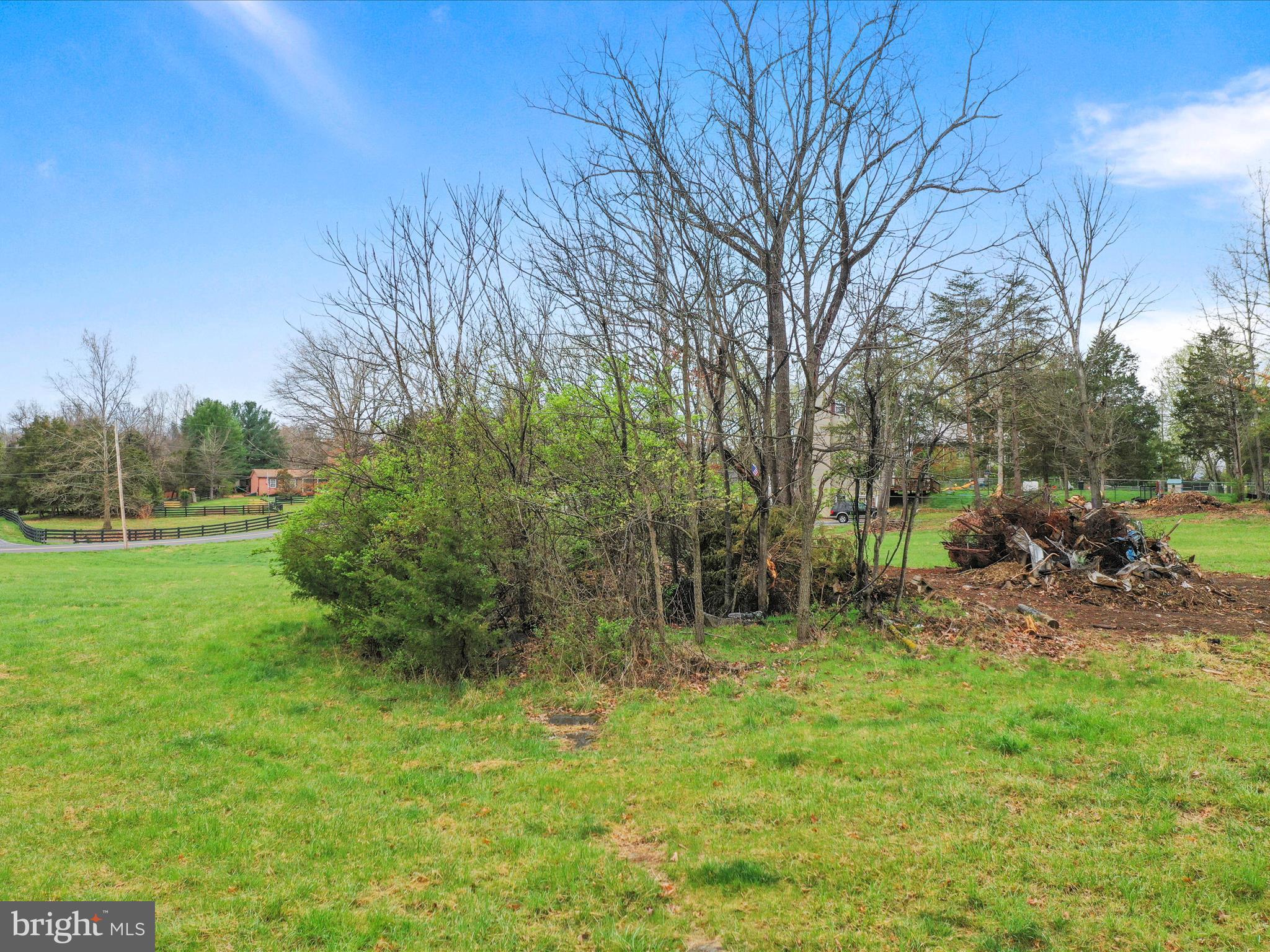 Summit Point Rd Summit Point Summit Point, WV 25446 - Photo 13 of 26 a backyard of a house with lots of green space