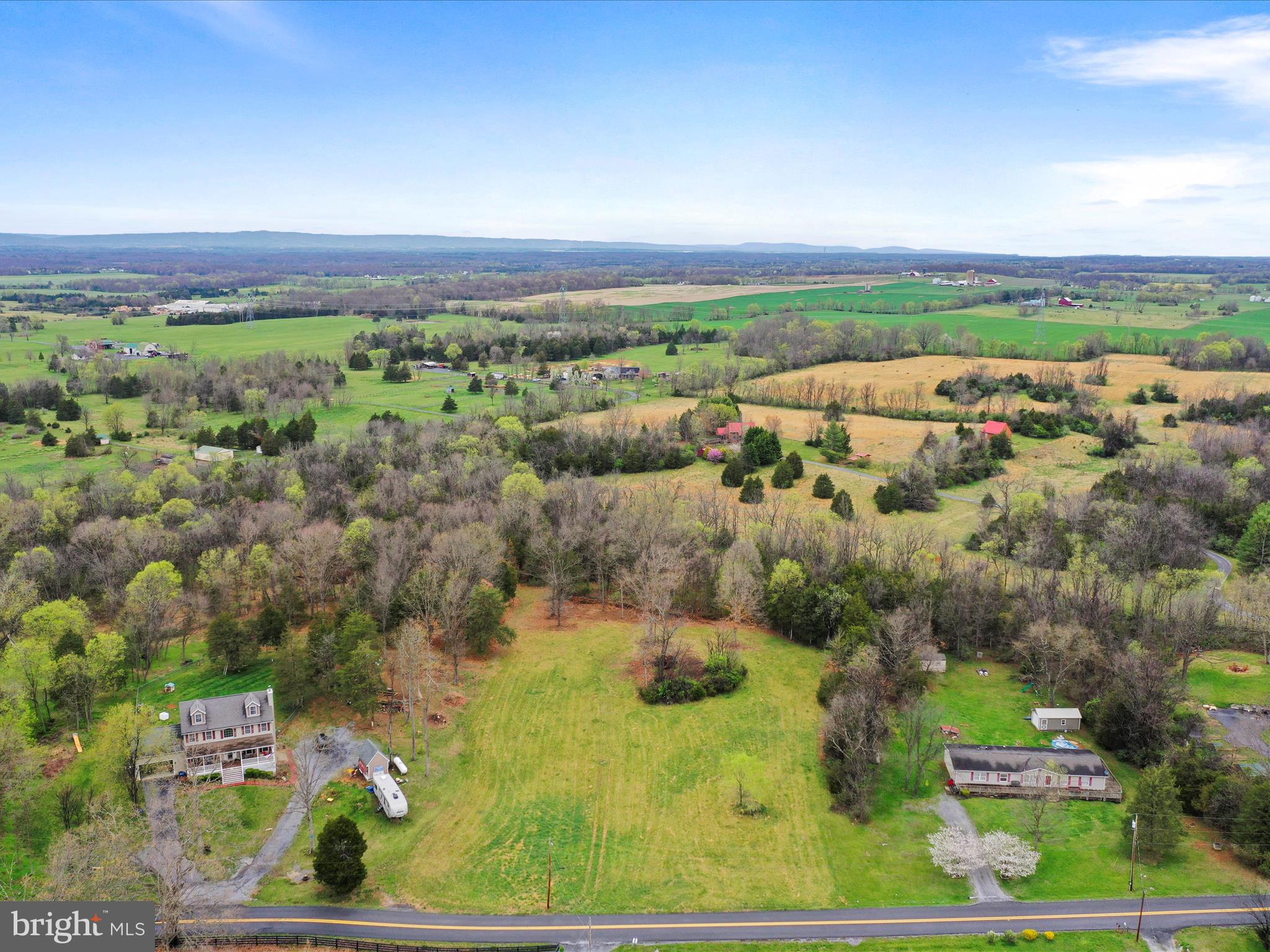 Summit Point Rd Summit Point Summit Point, WV 25446 - Photo 22 of 26 an aerial view of beach and yard