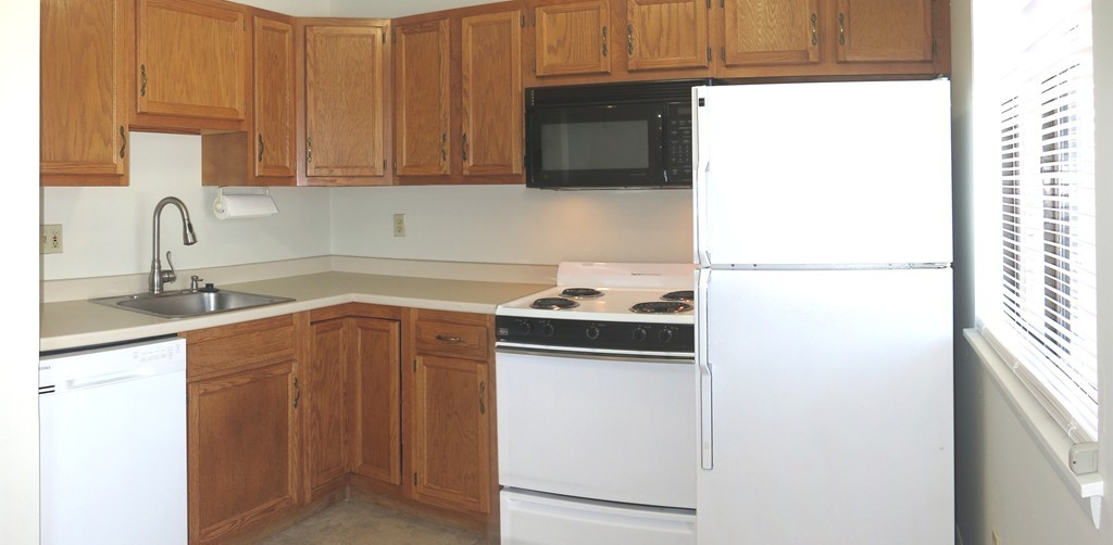 170 East Hadley Road, Unit 87 Amherst, MA 01002 - Photo 7 of 14