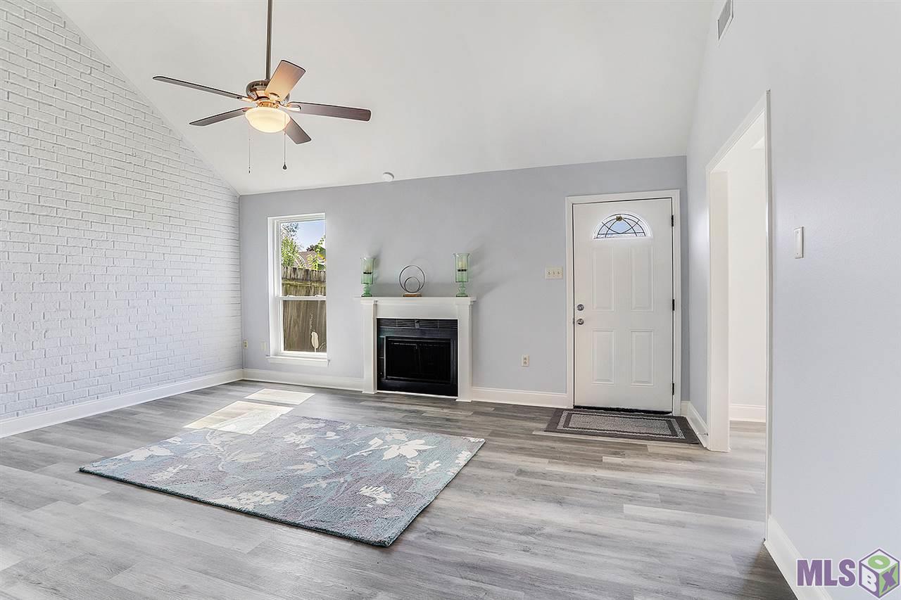 8847 Pecan Tree Drive Baton Rouge, LA 70810 - Photo 4 of 15