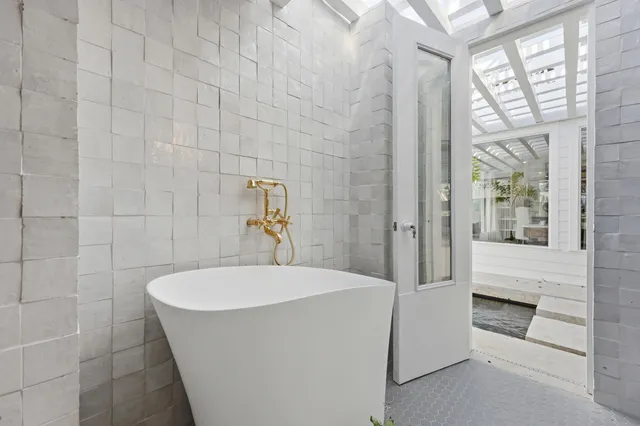 $2,150,000 | 153 Washington Street, St. Augustine, FL 32084