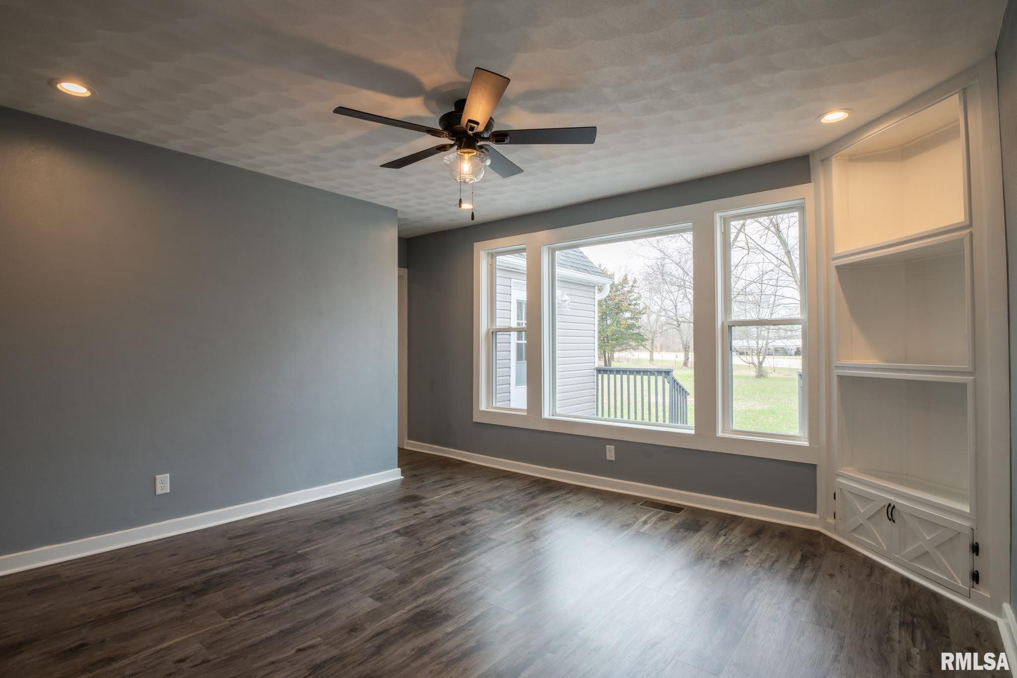 13892 North Manito Road Manito, IL 61546 - Photo 22 of 48 Gallery Image 22