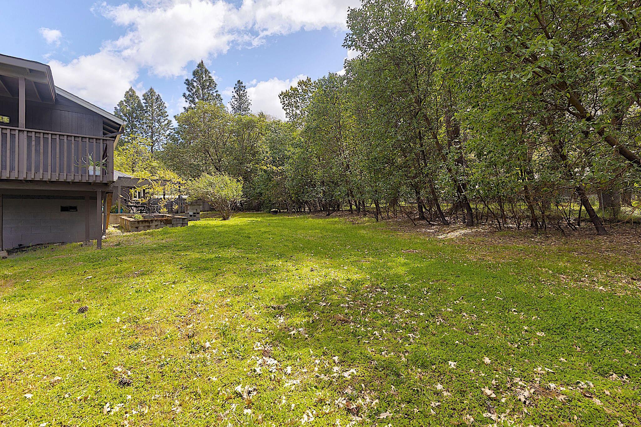587 Summit Loop Grants Pass, OR 97527 - Photo 46 of 59 21-web-or-mls-587-summit-loop
