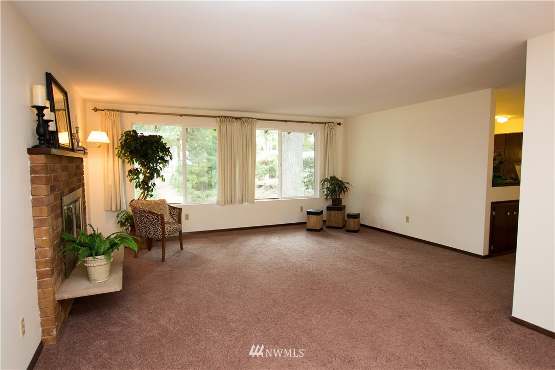 14537 Southeast 183rd Street Renton, WA 98058 - Photo 7 of 22 Gallery Image 7
