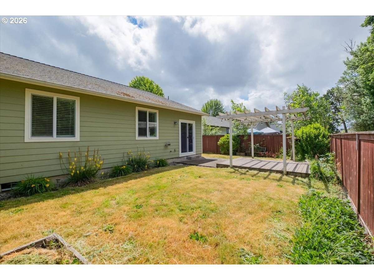 900 Northeast Trinity Street Albany, OR 97322 - Photo 25 of 25