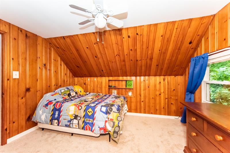 10089 Grubbs Road Wexford, PA 15090 - Photo 20 of 25 Alternate view of 4th bedroom.