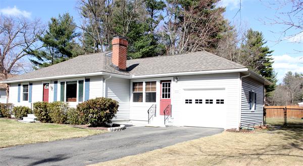 67 Marmon Street Springfield, MA 01129 - Photo 3 of 27 Gallery Image 3