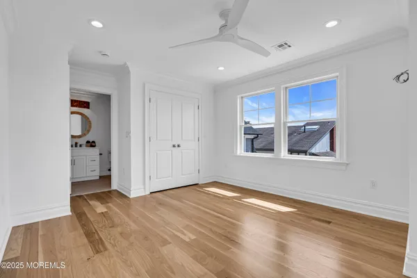 $6,499,000 | 122 Squan Beach Drive, Mantoloking, NJ 08738