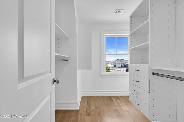 $6,499,000 | 122 Squan Beach Drive, Mantoloking, NJ 08738