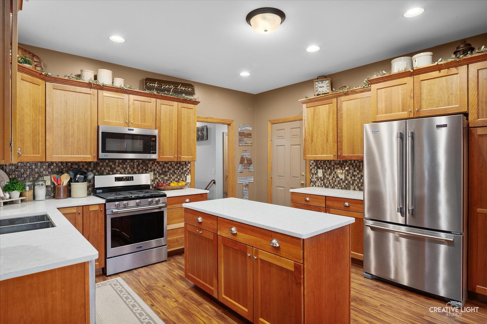 2375 North 4060th Road Sheridan, IL 60551 - Photo 9 of 32 Gallery Image 9