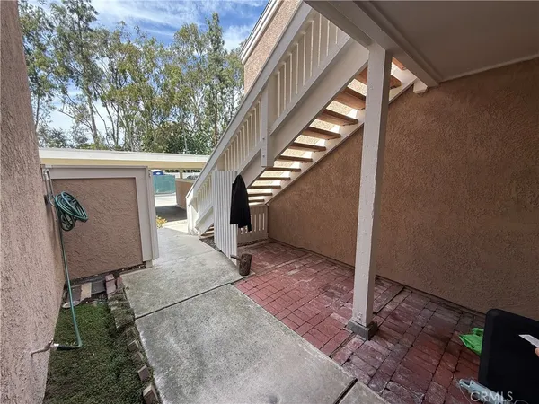 $3,995 | 14 Woodleaf, Irvine, CA 92614