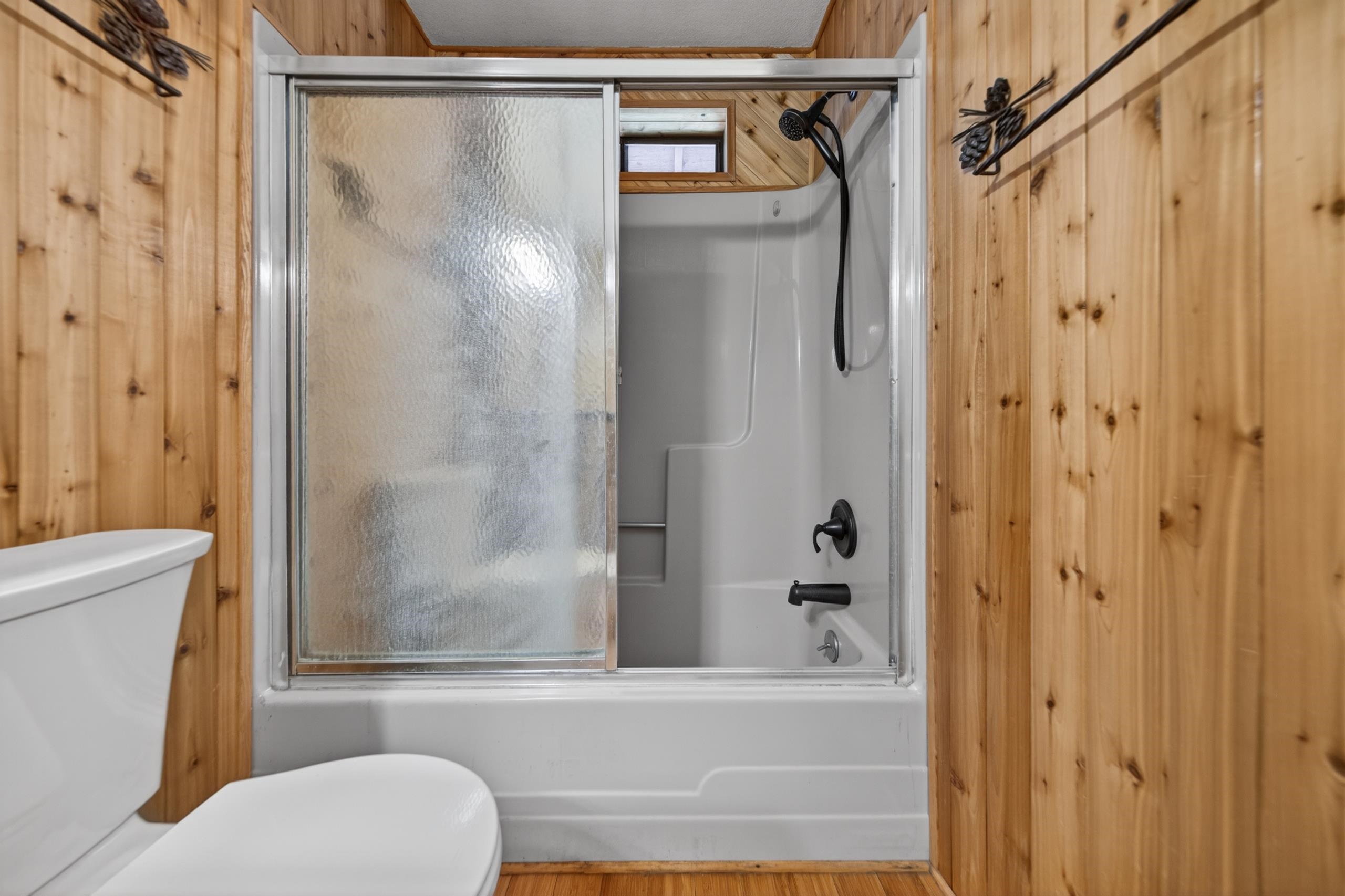 463-000 Moonlight Ranch Rd Westwood Road Susanville, CA 96130 - Photo 24 of 46 a bathroom with a shower and a toilet
