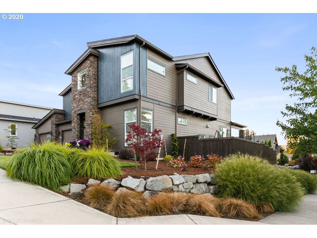 5791 Northwest Hood Loop Camas, WA 98607 - Photo 2 of 29 Gallery Image 2