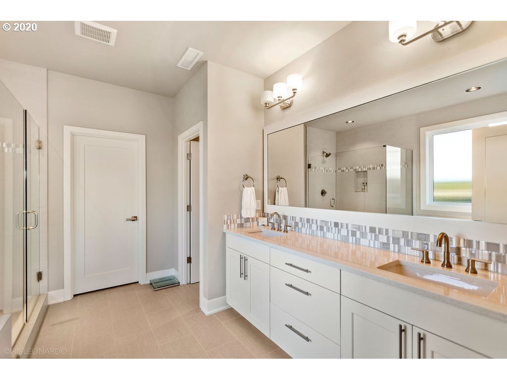 5791 Northwest Hood Loop Camas, WA 98607 - Photo 19 of 29 Gallery Image 19