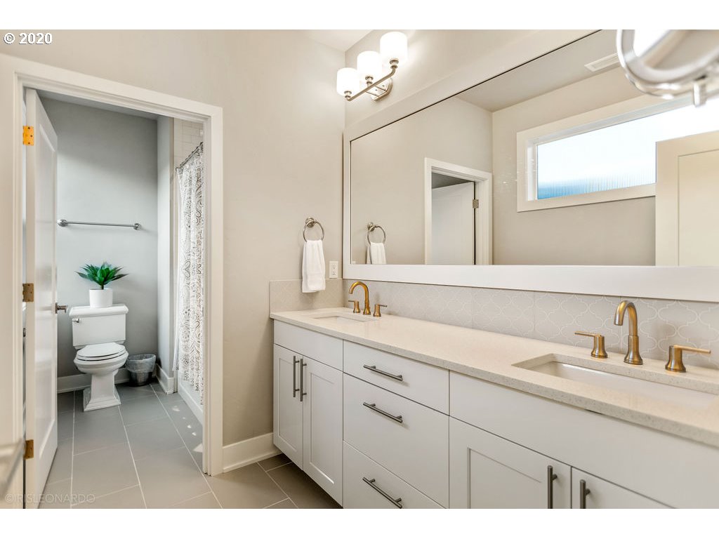 5791 Northwest Hood Loop Camas, WA 98607 - Photo 20 of 29 Gallery Image 20