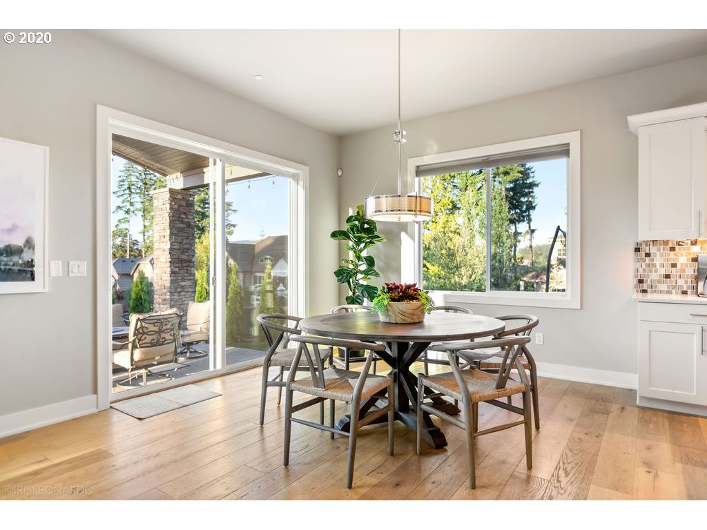 5791 Northwest Hood Loop Camas, WA 98607 - Photo 10 of 29 Gallery Image 10