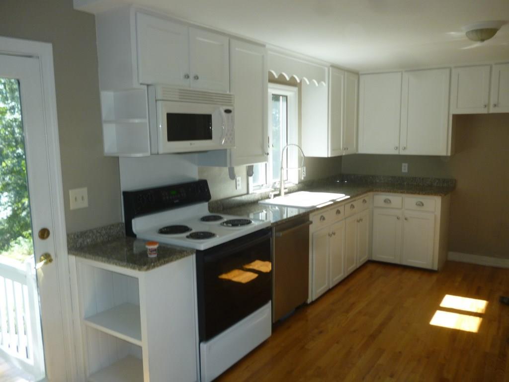 187 Middle Road Falmouth, ME 04105 - Photo 8 of 9 Photo