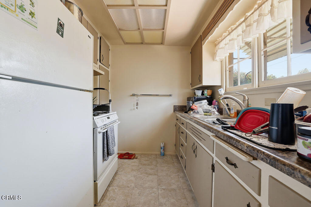 78 West Loop Drive Camarillo, CA 93010 - Photo 43 of 65