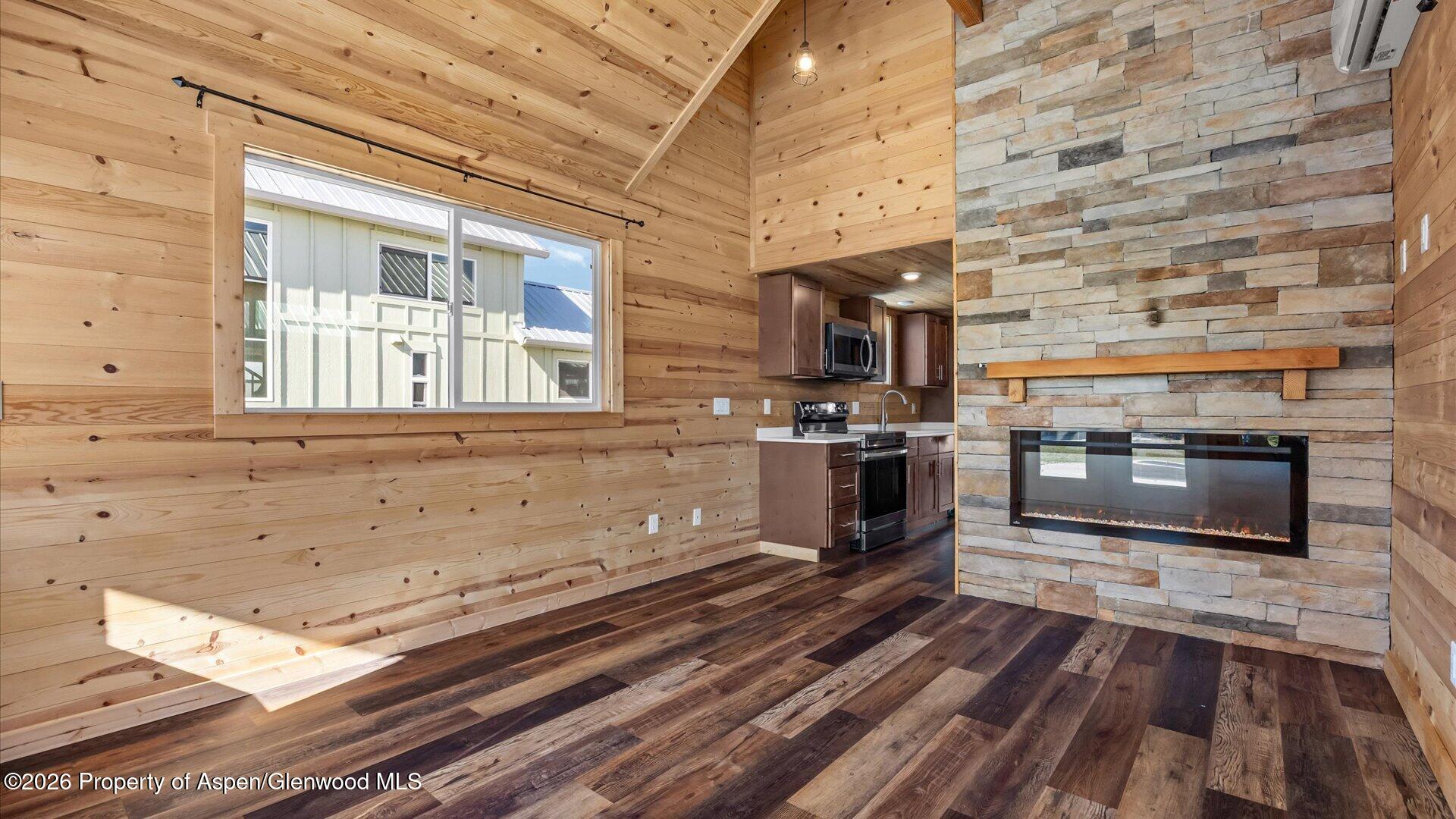 329 River Frontage Road, Unit 56 Silt, CO 81652 - Photo 4 of 24 06-329 River Frontage Rd #56 - 6