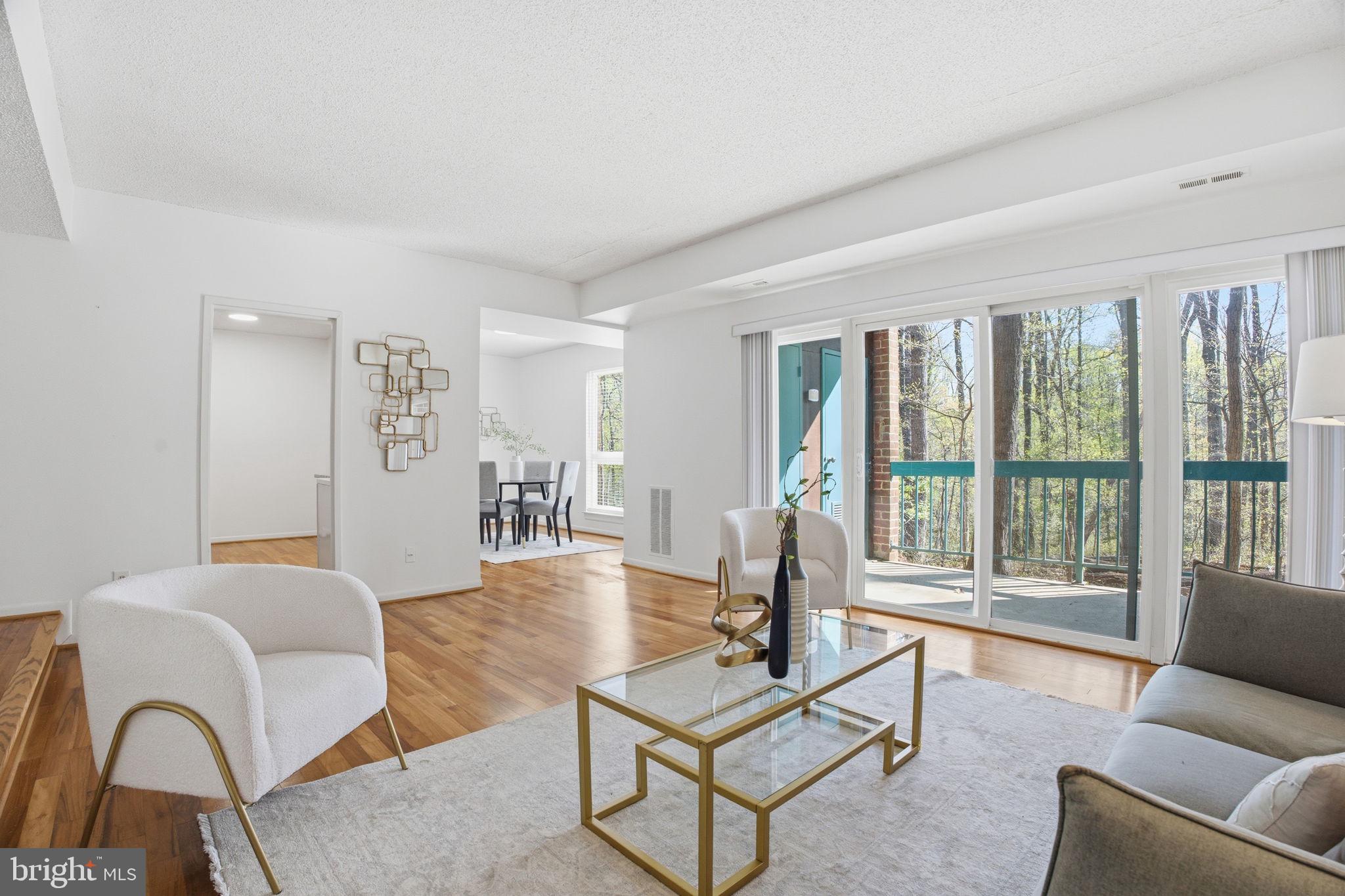 11805 Breton Court, Unit 1A Reston, VA 20191 - Photo 6 of 25 Living Room