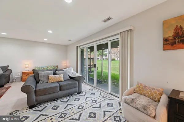 $500,000 | 5095 Columbia Road, Unit 16, Columbia, MD 21044