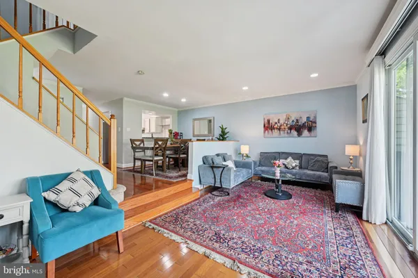 $500,000 | 5095 Columbia Road, Unit 16, Columbia, MD 21044