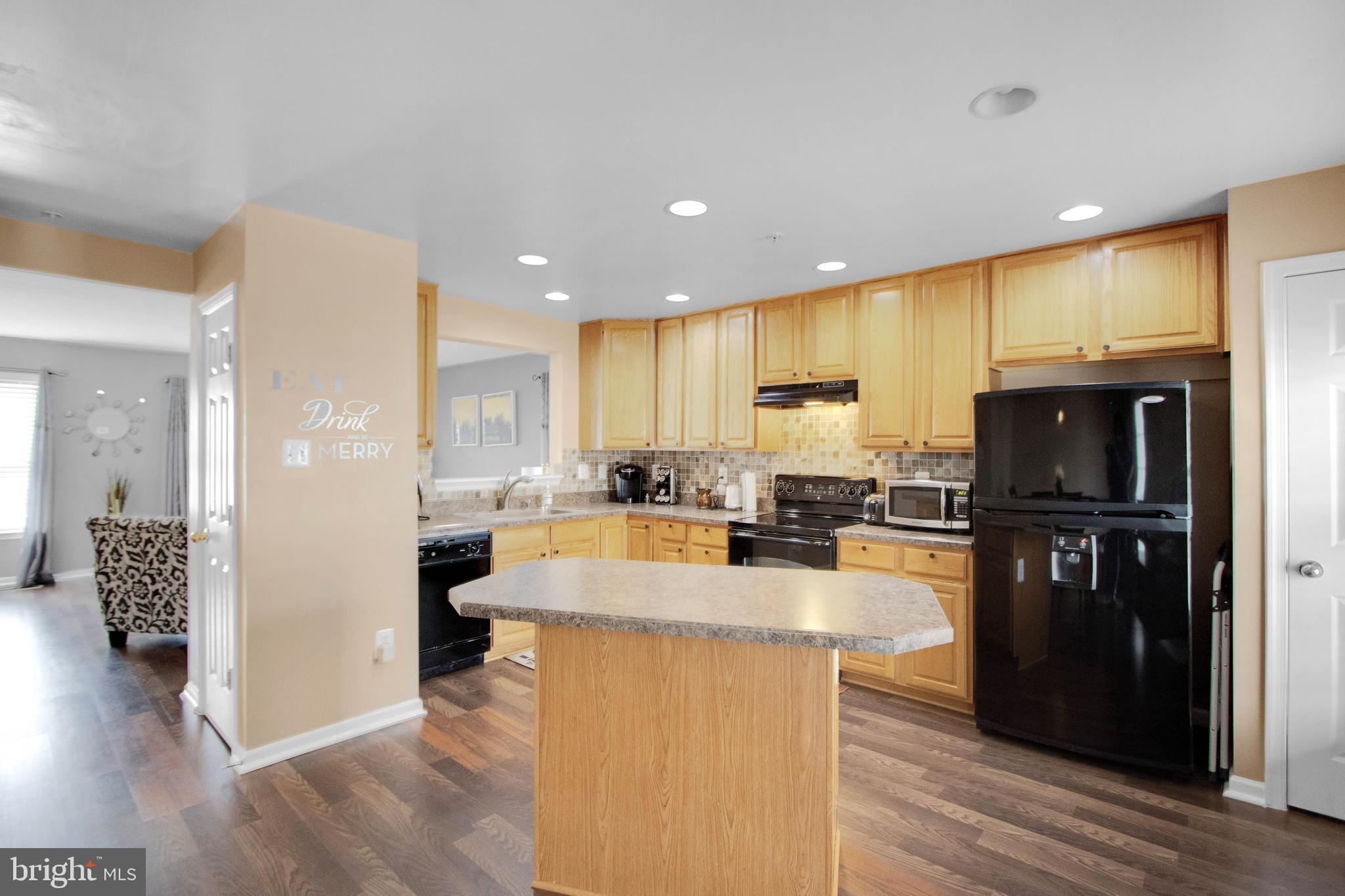 927 Tipton Road Baltimore, MD 21220 - Photo 8 of 39