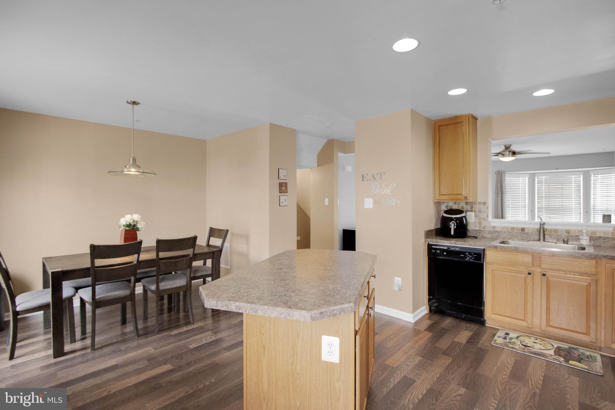 927 Tipton Road Baltimore, MD 21220 - Photo 9 of 39