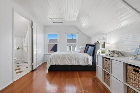 $999,000 | 242 West 17th Street, San Pedro, CA 90731