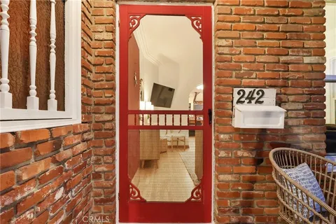 $999,000 | 242 West 17th Street, San Pedro, CA 90731