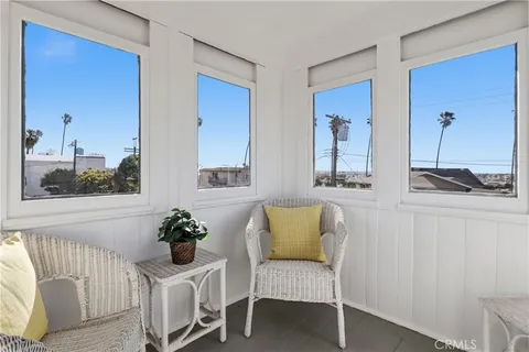$999,000 | 242 West 17th Street, San Pedro, CA 90731