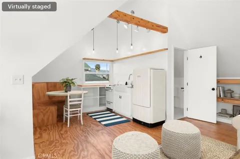 $999,000 | 242 West 17th Street, San Pedro, CA 90731