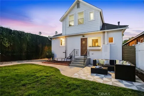 $999,000 | 242 West 17th Street, San Pedro, CA 90731