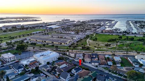 $999,000 | 242 West 17th Street, San Pedro, CA 90731