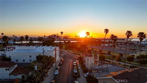 $999,000 | 242 West 17th Street, San Pedro, CA 90731