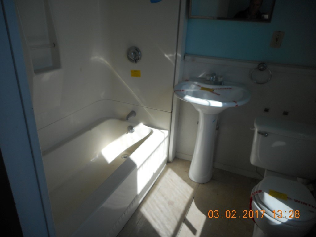 39 Clyde Street West Warwick, RI 02893 - Photo 6 of 9