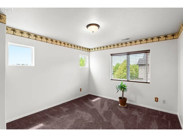 $375,000 | 3497 Southeast Brookwood Avenue, Hillsboro, OR 97123