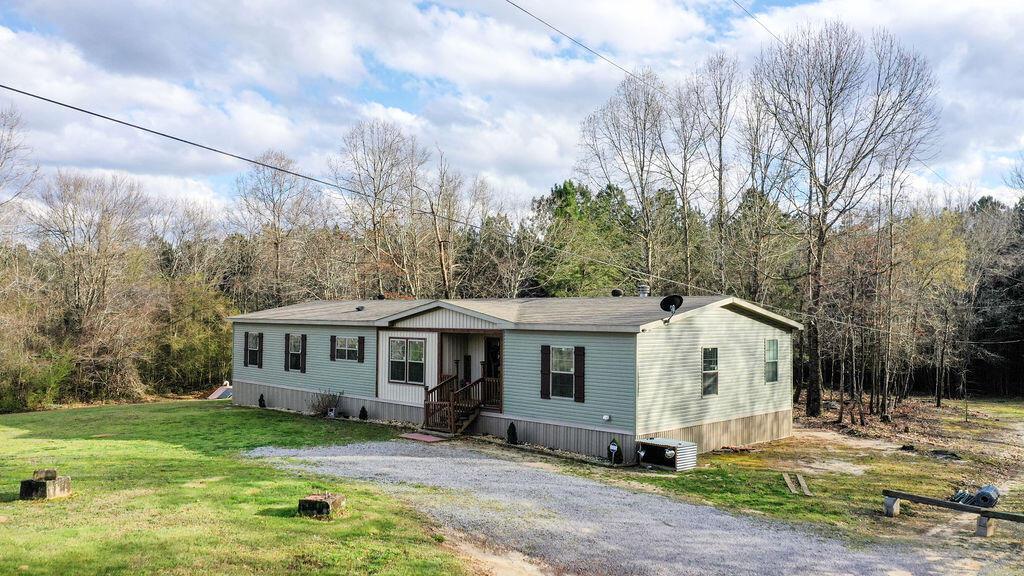 3301 Bird Farm Road Jasper, AL 35503 - Photo 6 of 43 Gallery Image 6