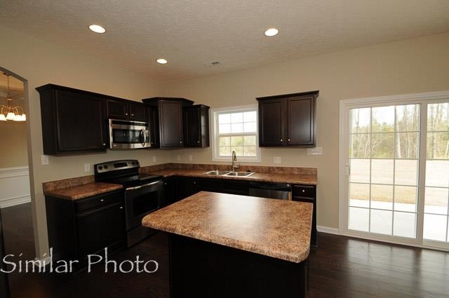 325 Merin Height Road Jacksonville, NC 28546 - Photo 3 of 11 Additional Photo