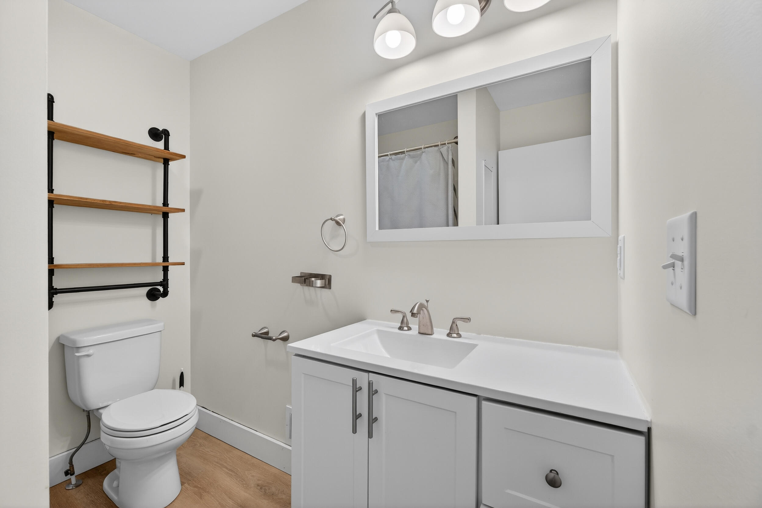 739 Randolph Street Jackson, MI 49203 - Photo 18 of 39 23_739 randolph st jackson mi - 0007