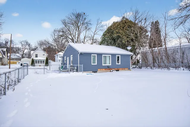 $194,900 | 739 Randolph Street, Jackson, MI 49203