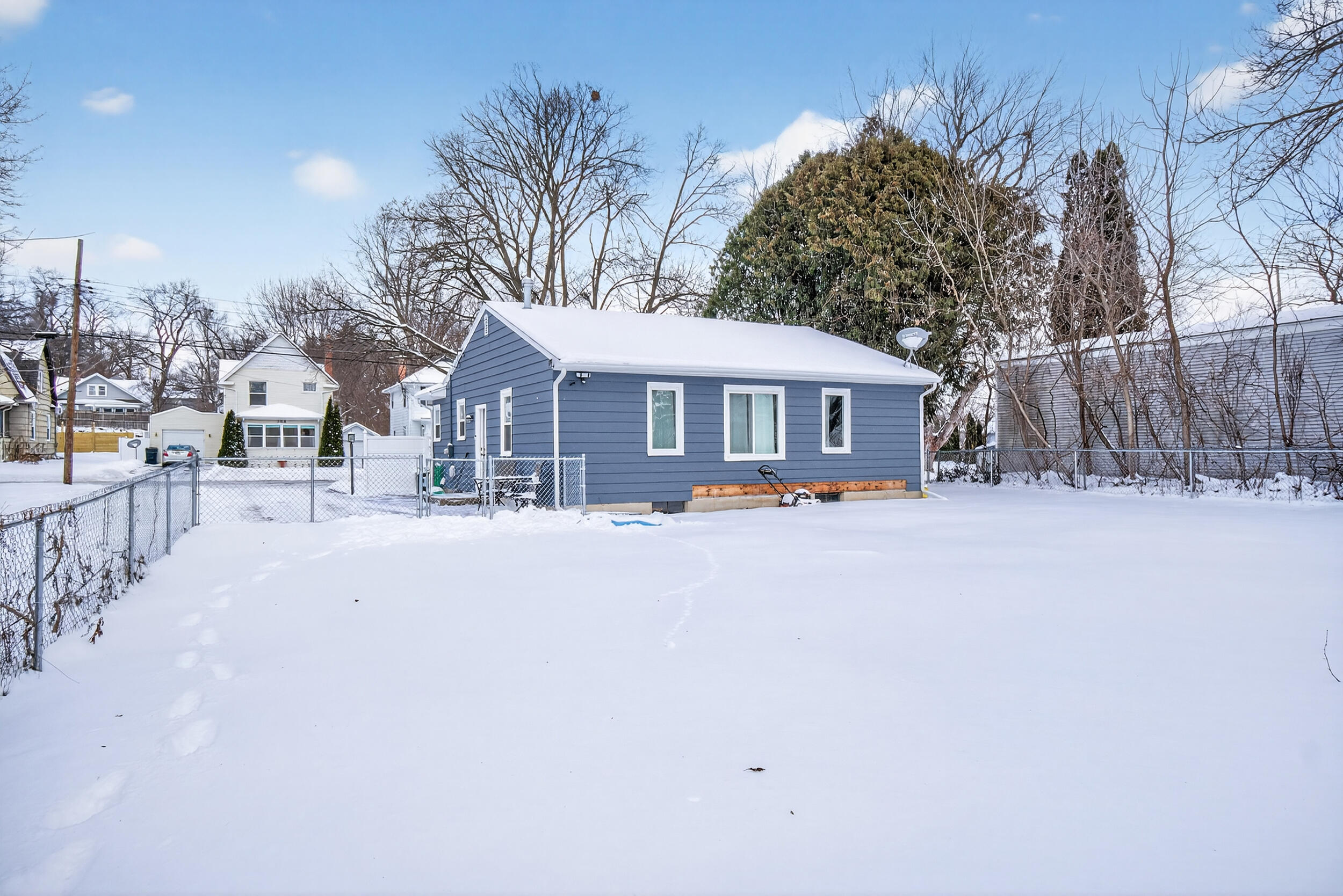 739 Randolph Street Jackson, MI 49203 - Photo 37 of 39 45_739 randolph st jackson mi - 00036