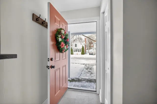 $194,900 | 739 Randolph Street, Jackson, MI 49203