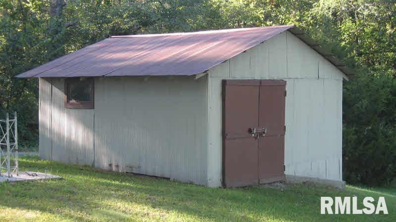 3375 Isaac Walton Road Mulkeytown, IL 62865 - Photo 4 of 18