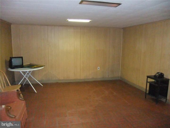 100 North Brookside Road Springfield, PA 19064 - Photo 14 of 23