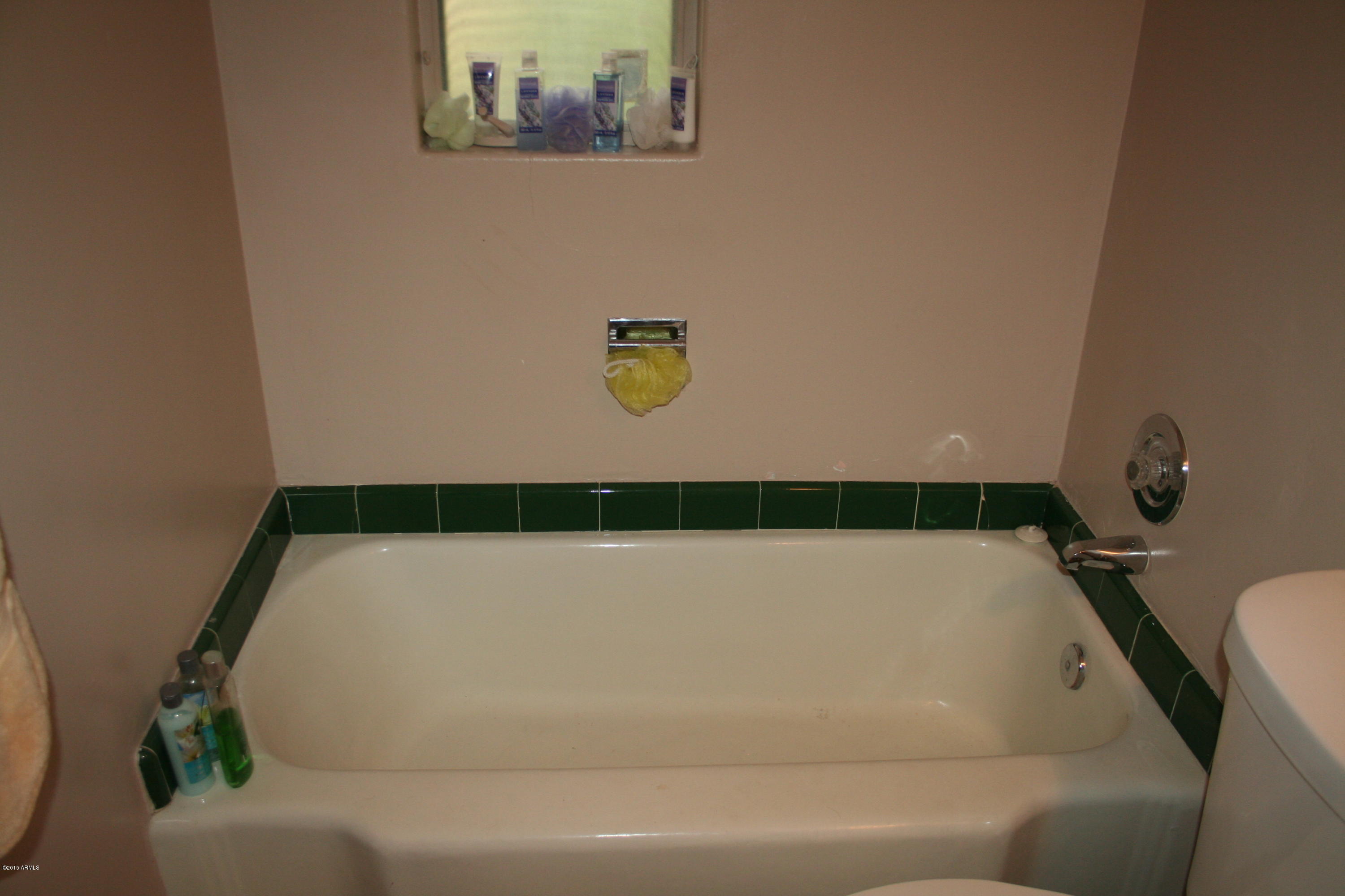 1223 West Bethany Home Road Phoenix, AZ 85013 - Photo 15 of 45 IMG_4478